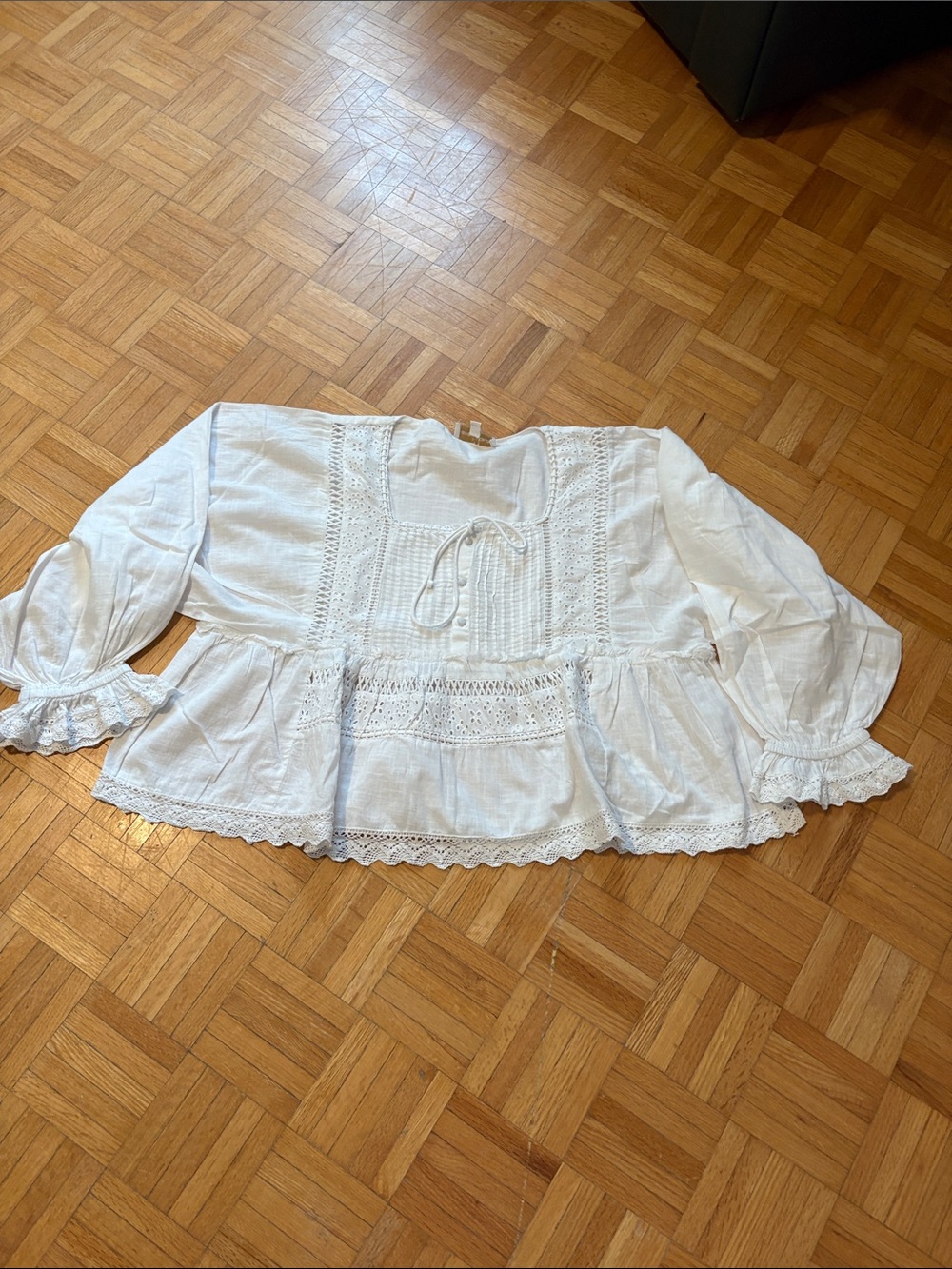 Jennifer & Grace White Boho Peasant Blouse with Lace Trim